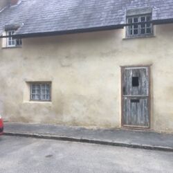 The finished lime render, prior to decoration.